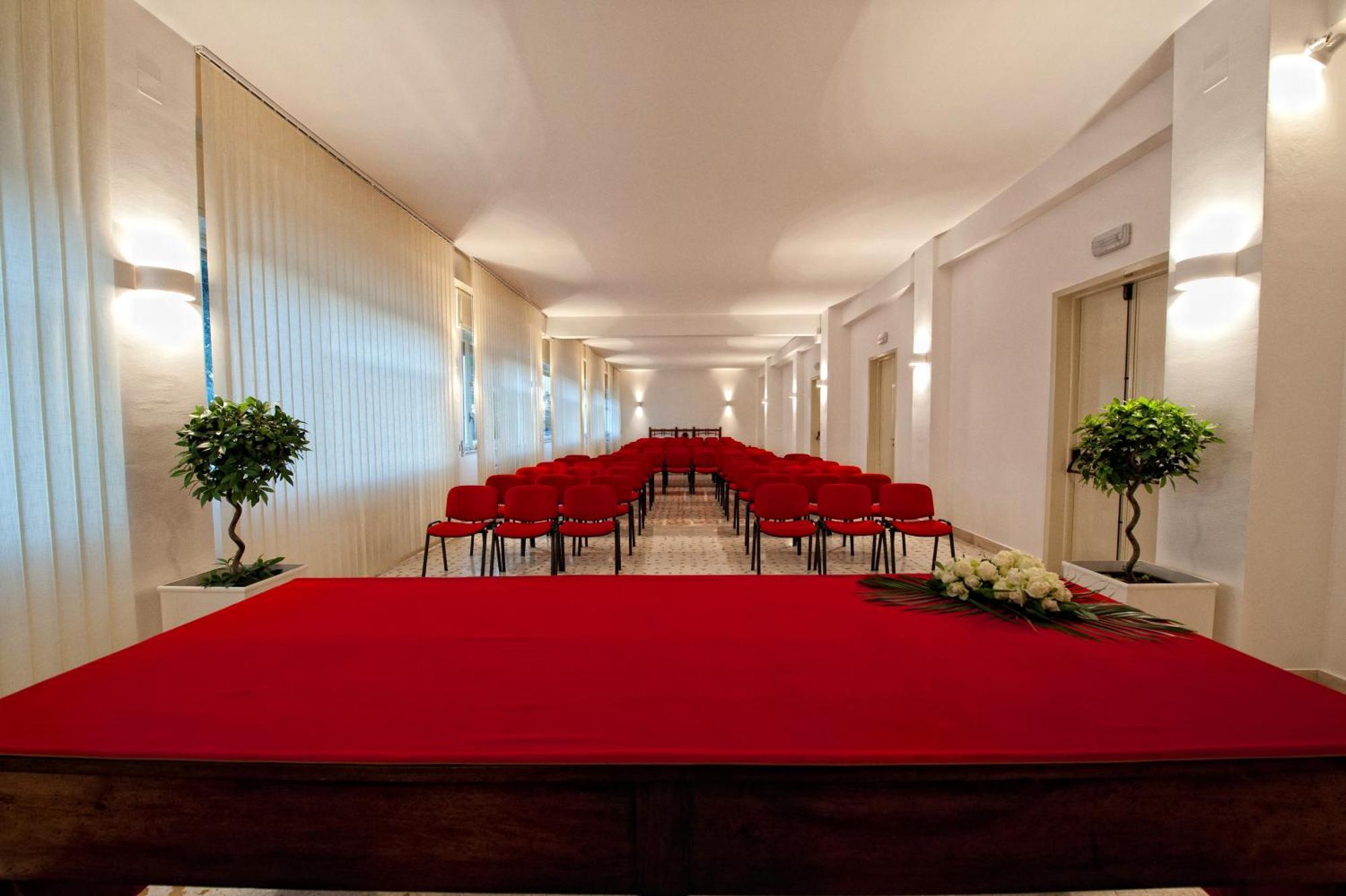 Hotel Villa Sturzo กัลตาจีโรเน ภายนอก รูปภาพ