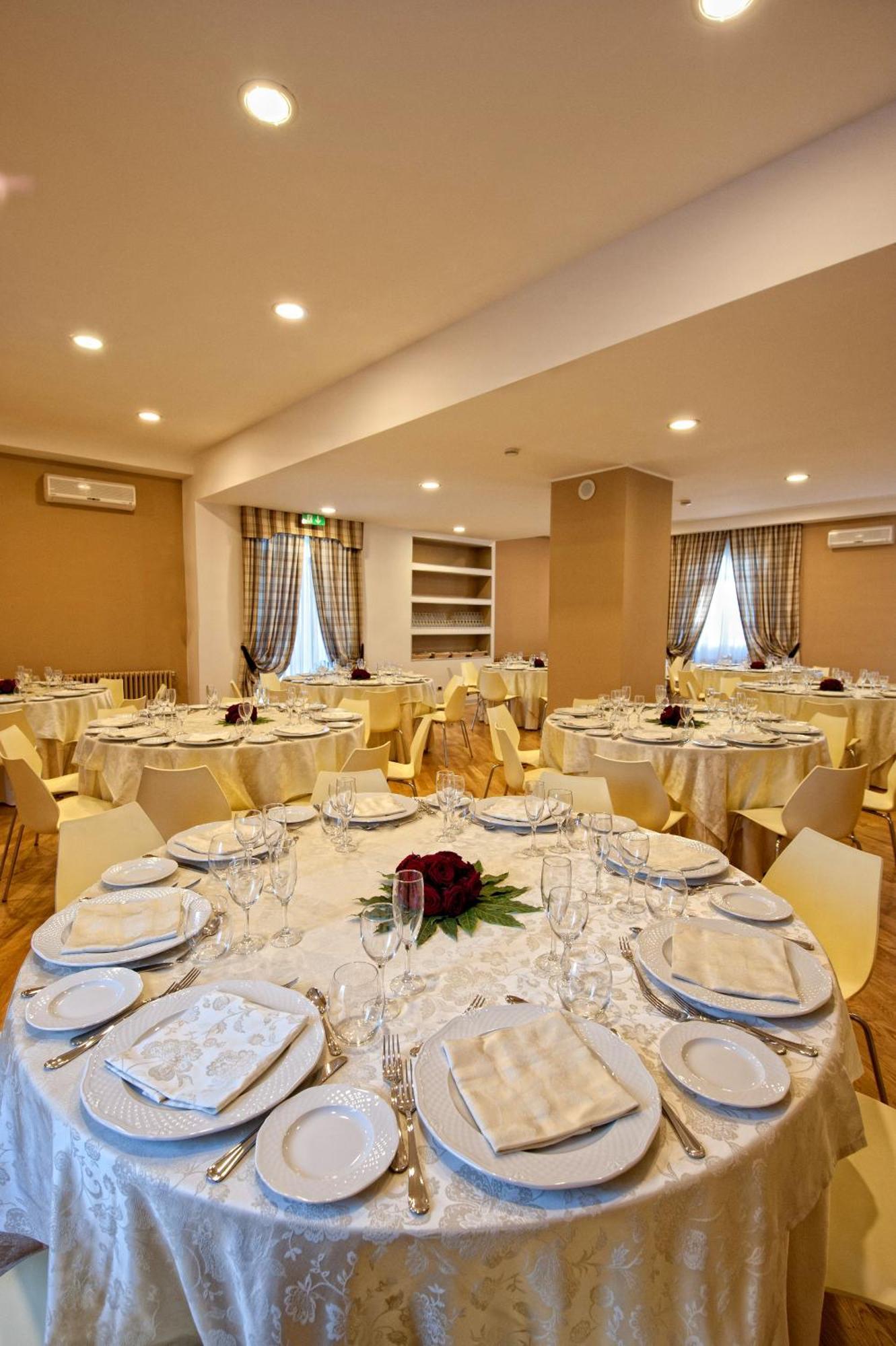 Hotel Villa Sturzo กัลตาจีโรเน ภายนอก รูปภาพ