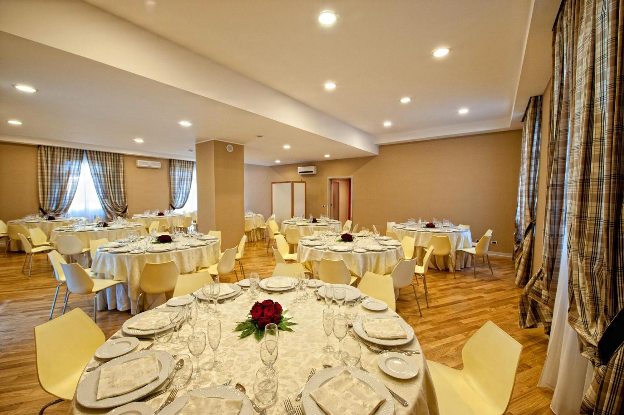 Hotel Villa Sturzo กัลตาจีโรเน ภายนอก รูปภาพ